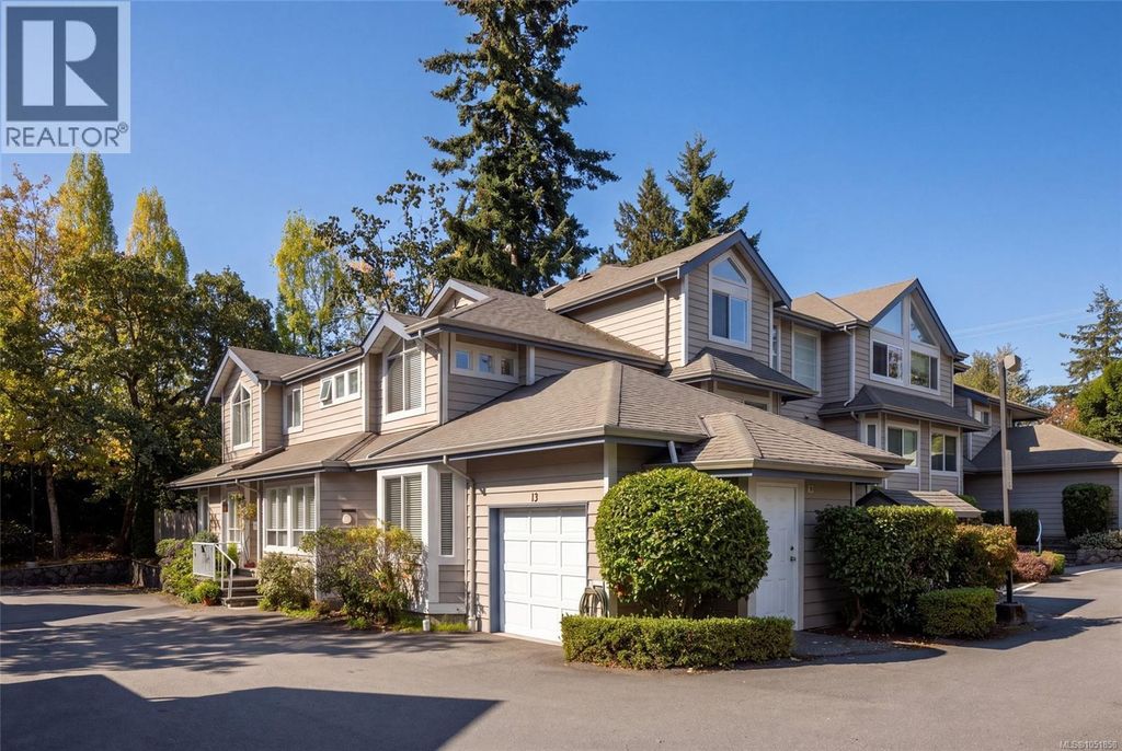 13 4619 Elk Lake Dr, Saanich