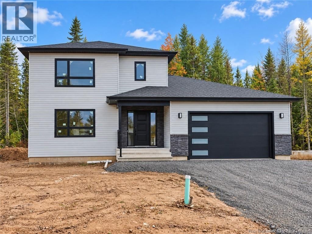 196 Carrington Drive, Riverview