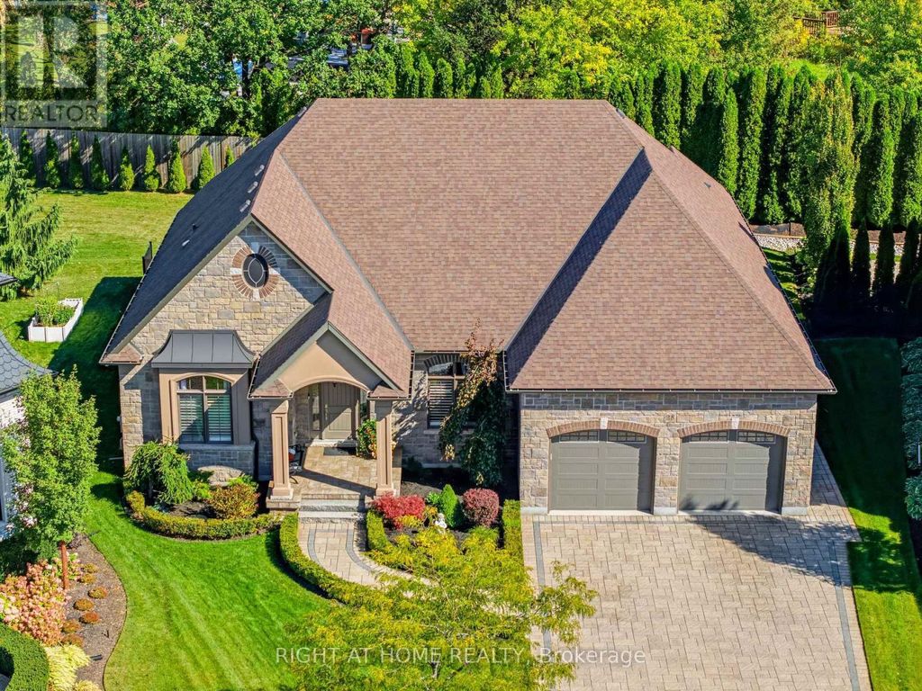 28 Sandalwood Crescent, Niagara-On-The-Lake (st. Davids)