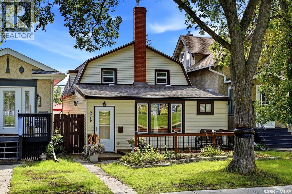 3719 Victoria Avenue, Regina