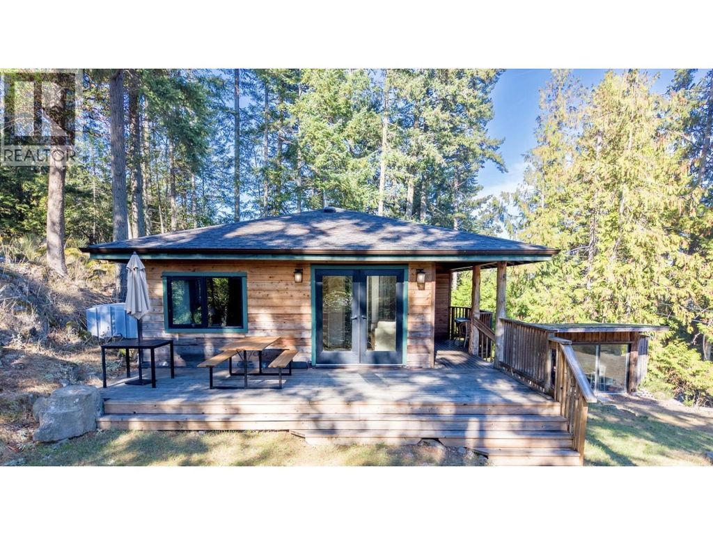 4318 Port Washington Road, Pender Island
