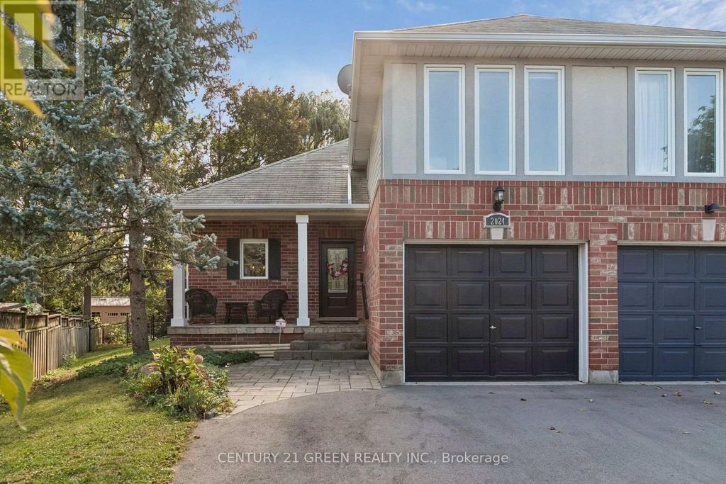 2024 Grovetree Lane, Burlington (brant)