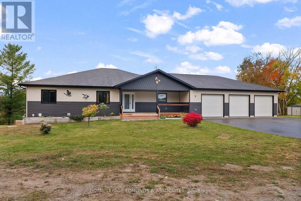 15 Hannah Street, Whitewater Region