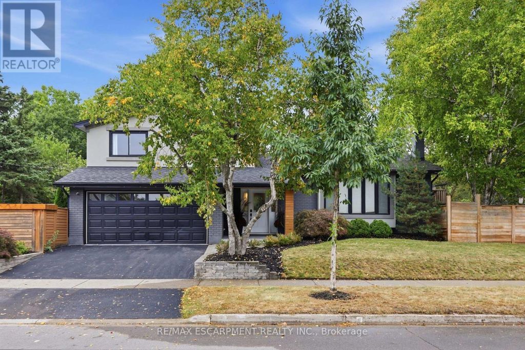 134 Fairwood Place W, Burlington (bayview)