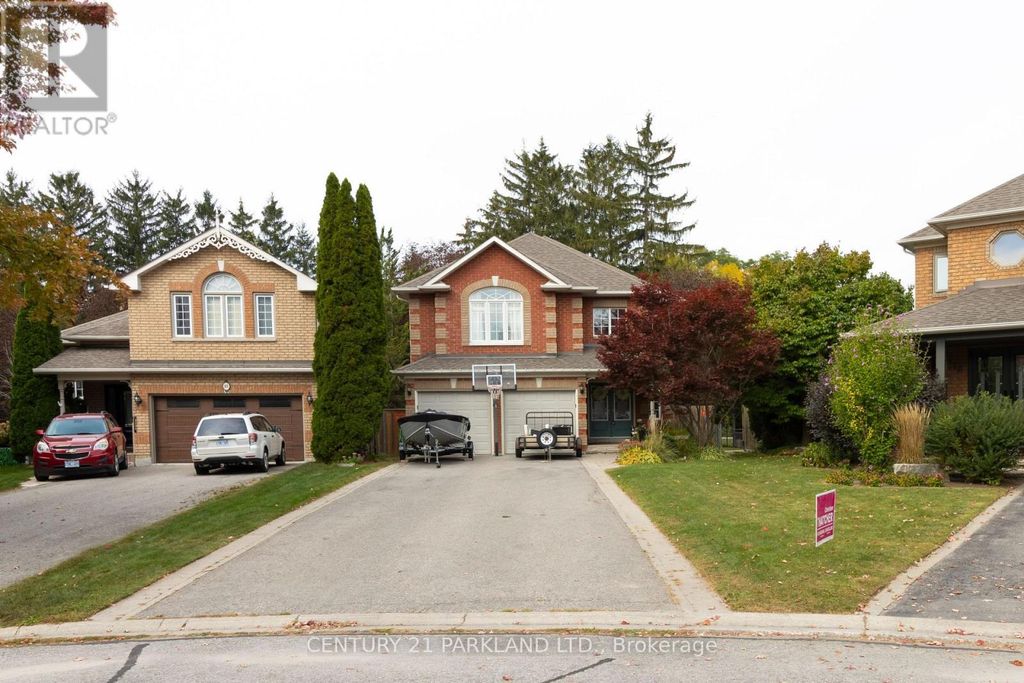 18 Napier Court, Whitby (brooklin)