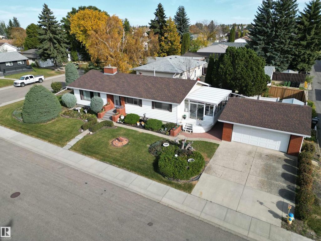 15207 73a St Nw, Edmonton