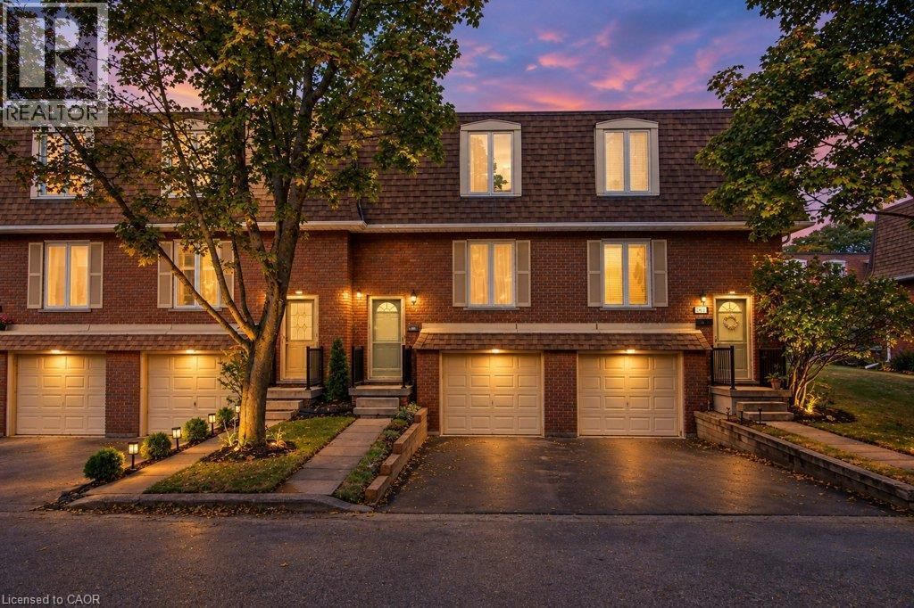 1535 Westminster Place, Burlington