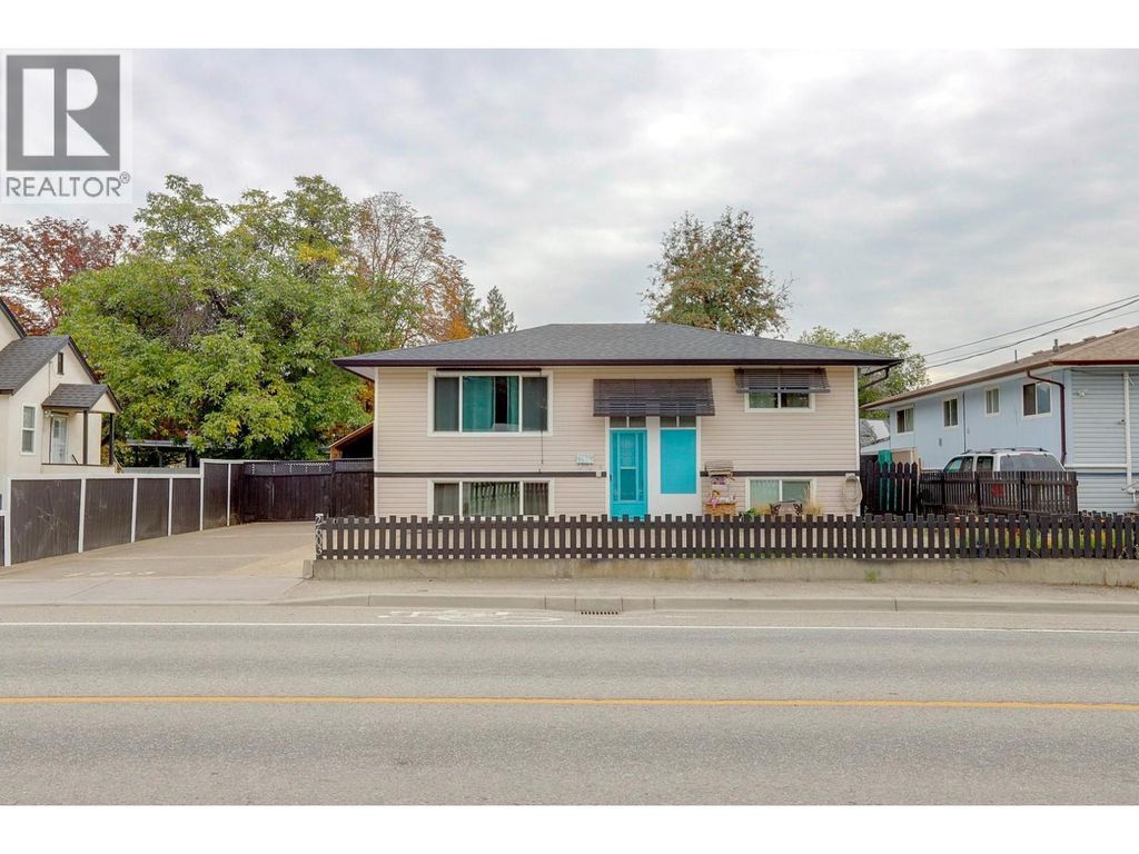2603 41 Street, Vernon