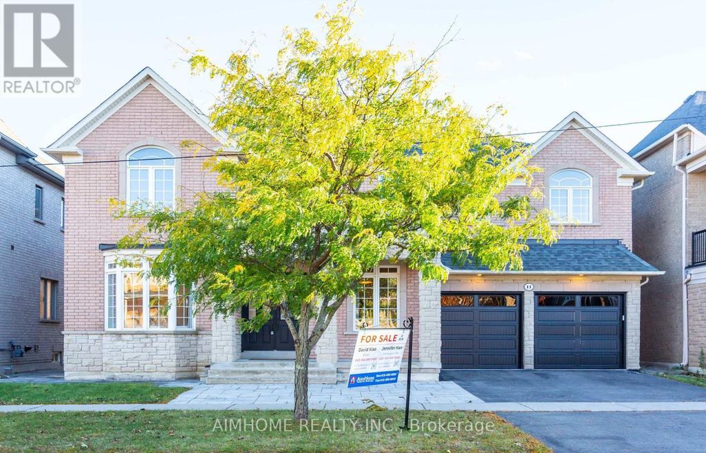 11 Alpaca Drive, Richmond Hill (jefferson)