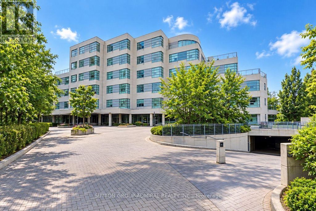 102 - 1 Watergarden Way, Toronto (bayview Village)
