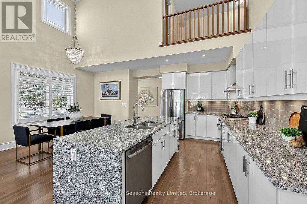 2 Shipyard Lane, Collingwood