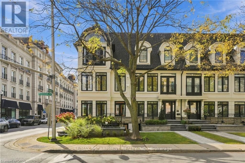 305 Randall Street, Oakville (oo Old Oakville)