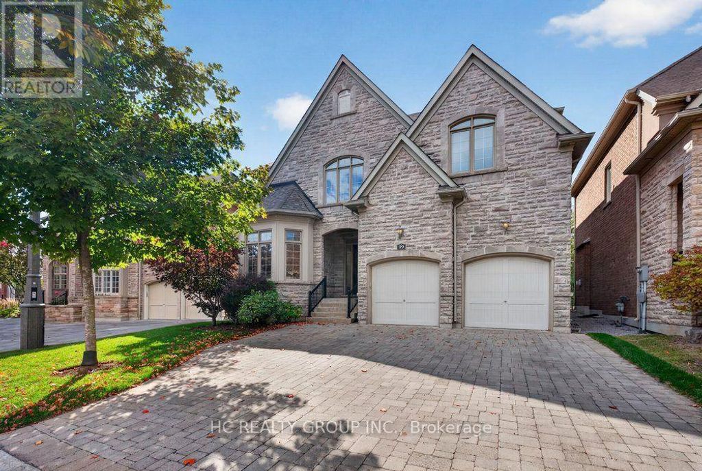 39 Royal West Road, Markham (devil's Elbow)
