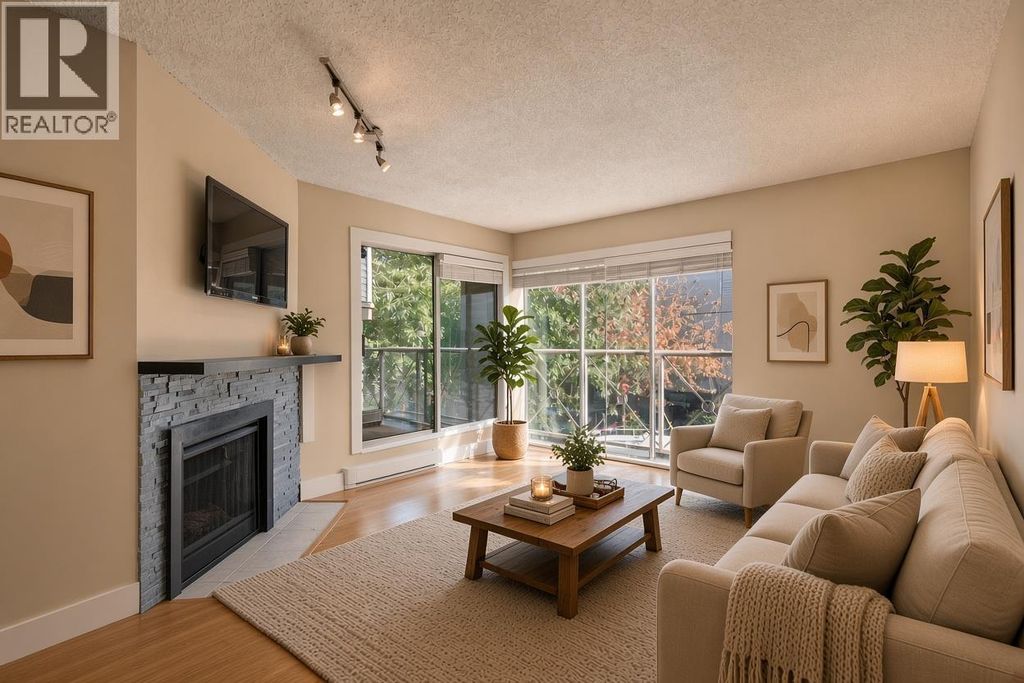 108 910 W 8th Avenue, Vancouver