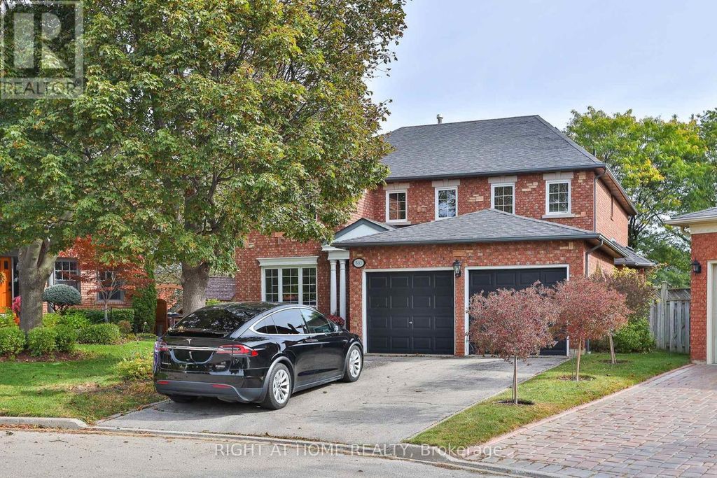 560 Chagall Court, Mississauga (hurontario)