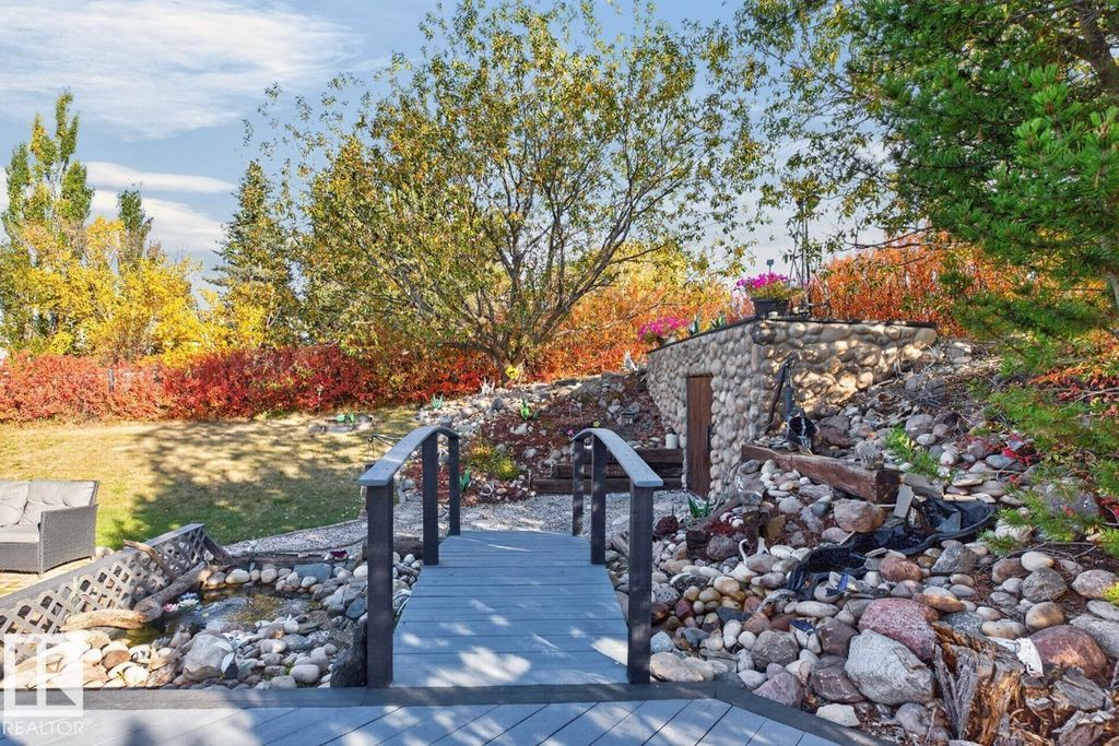 5502 48 Av, Beaumont