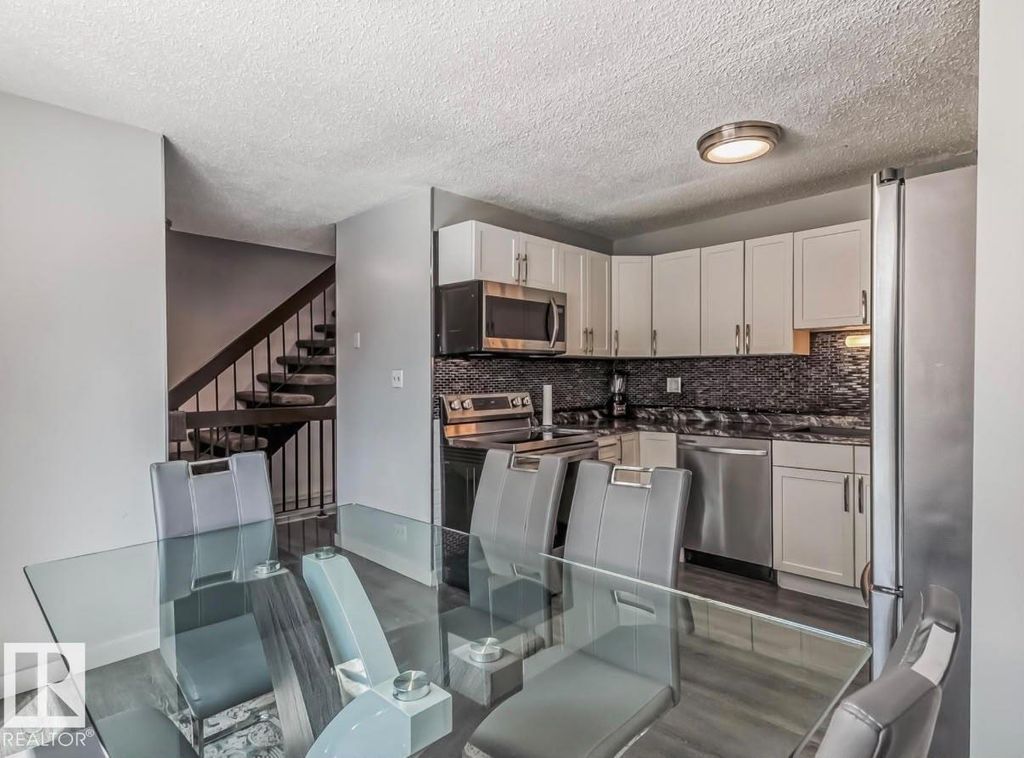 3221 132a Av Nw, Edmonton