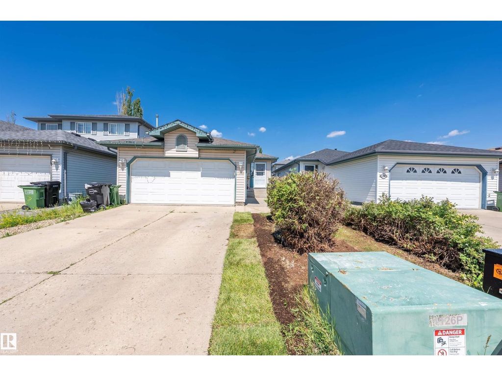 3312 27 Ave Nw, Edmonton