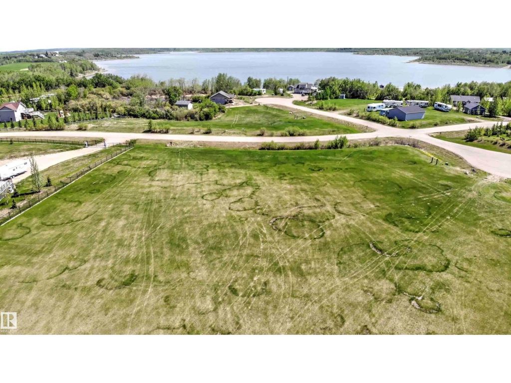 864 56316 Rr 113, Rural St. Paul County