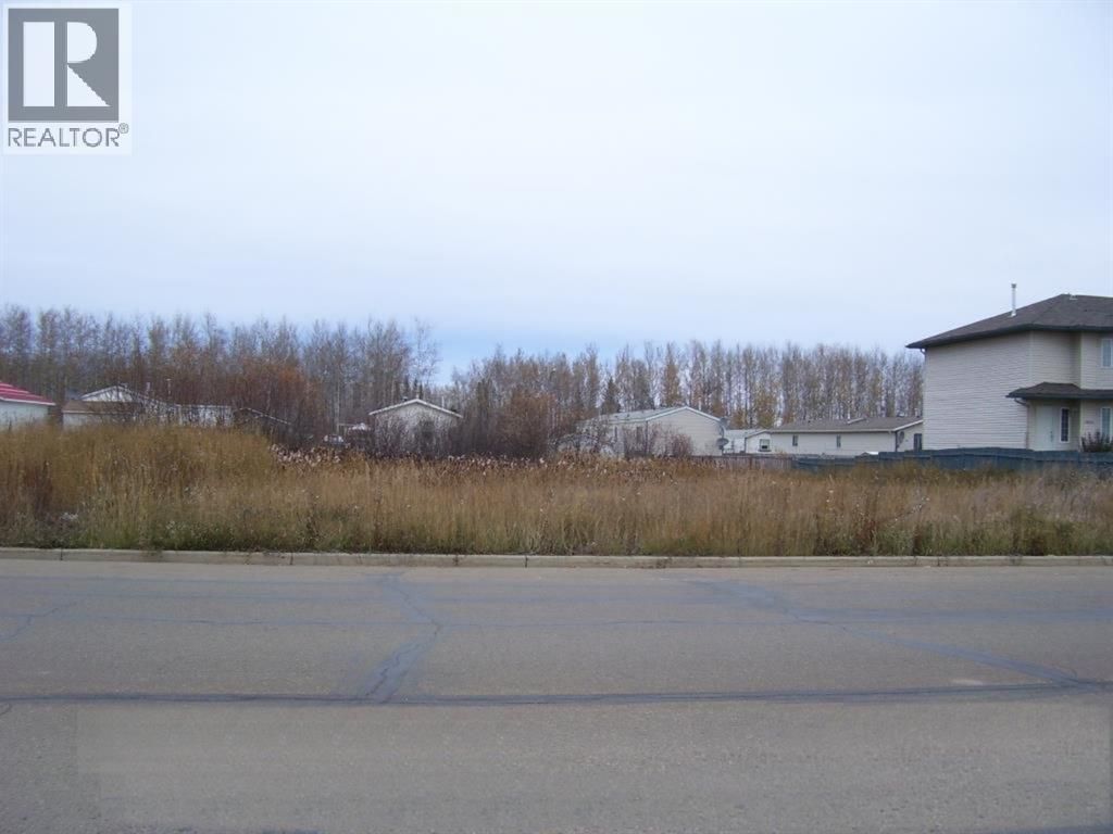 10820 100 Avenue, High Level