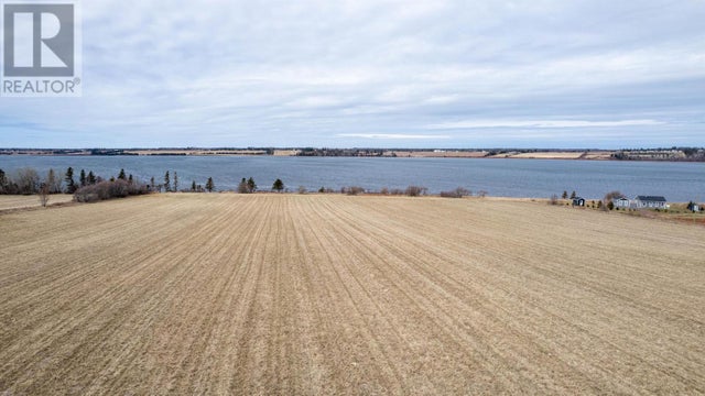 18.6 Acre Lot, St. Peters Bay