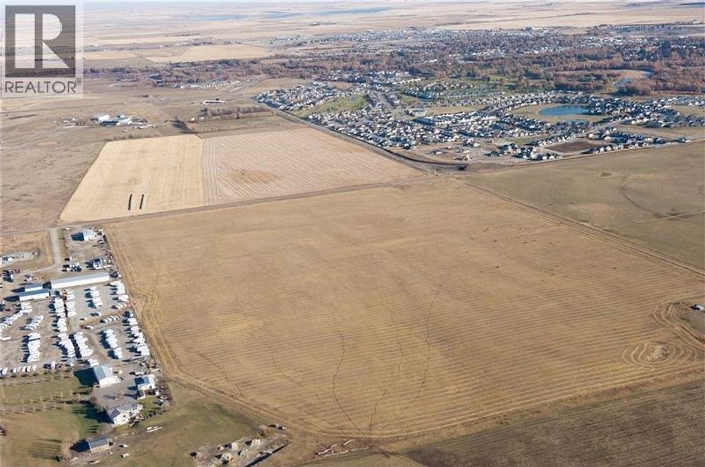 64 Street Ne Coal Trail Nw, High River