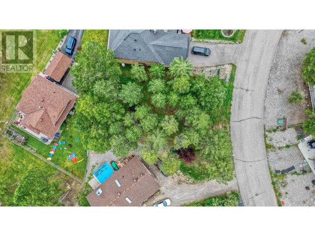 7315 Glacier Drive, Radium Hot Springs