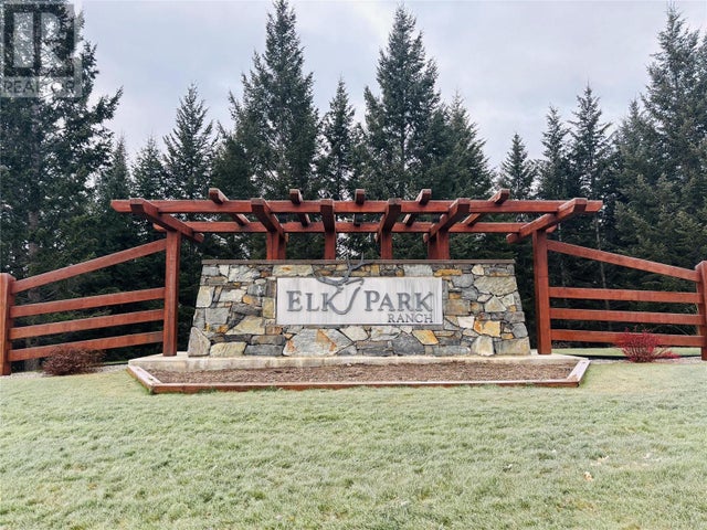 4915 Saddlewood Lane, Radium Hot Springs