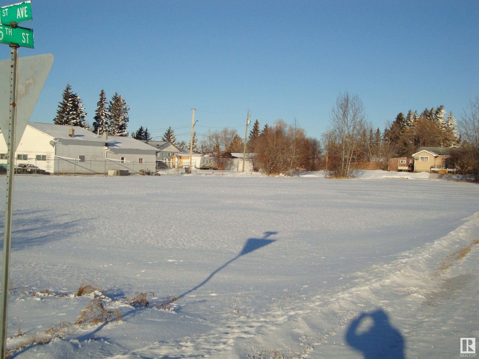 502 1 Av, Thorhild
