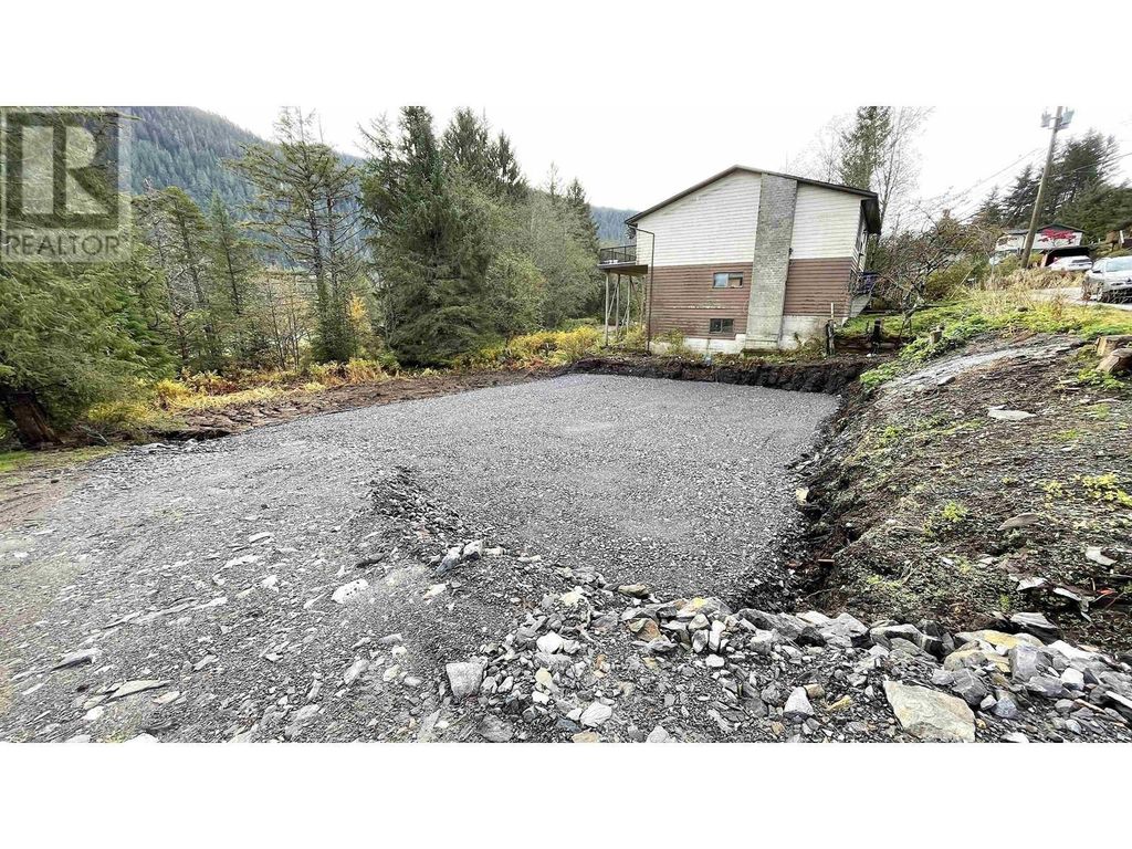 Lots 5-8 W 9th Avenue, Prince Rupert