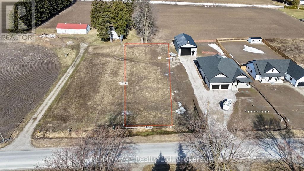 3180 Rd 122, Perth South (downie)