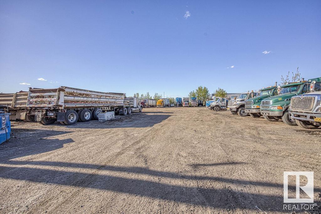 3652 74 Av Nw, Edmonton