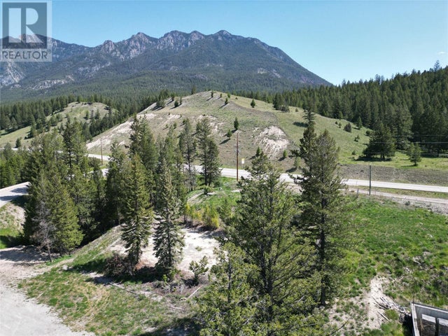 7254 Radium Valley Road, Radium Hot Springs