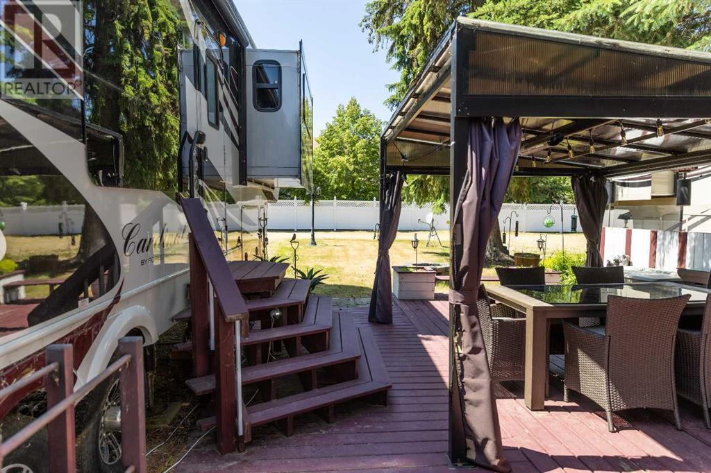 3, 12044 Township Road 422, Rural Ponoka County