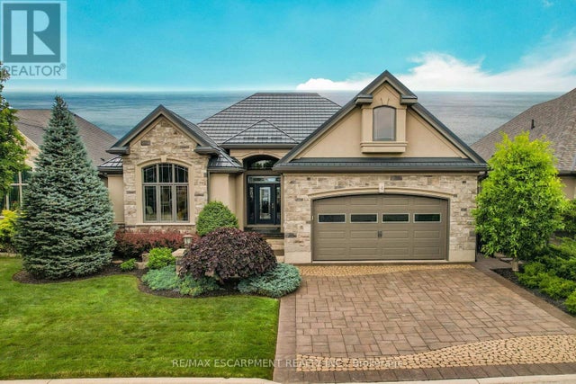 4 - 61 Lake Street, Grimsby (grimsby Beach)