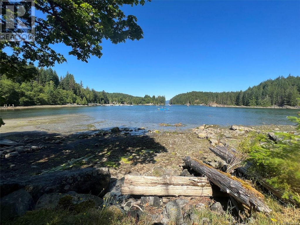 Lots A&b Granite Bay Rd, Quadra Island