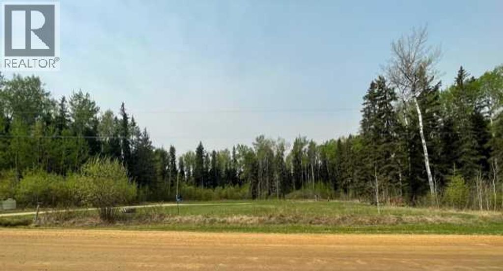 851 Wolf Trail, Sandy Lake