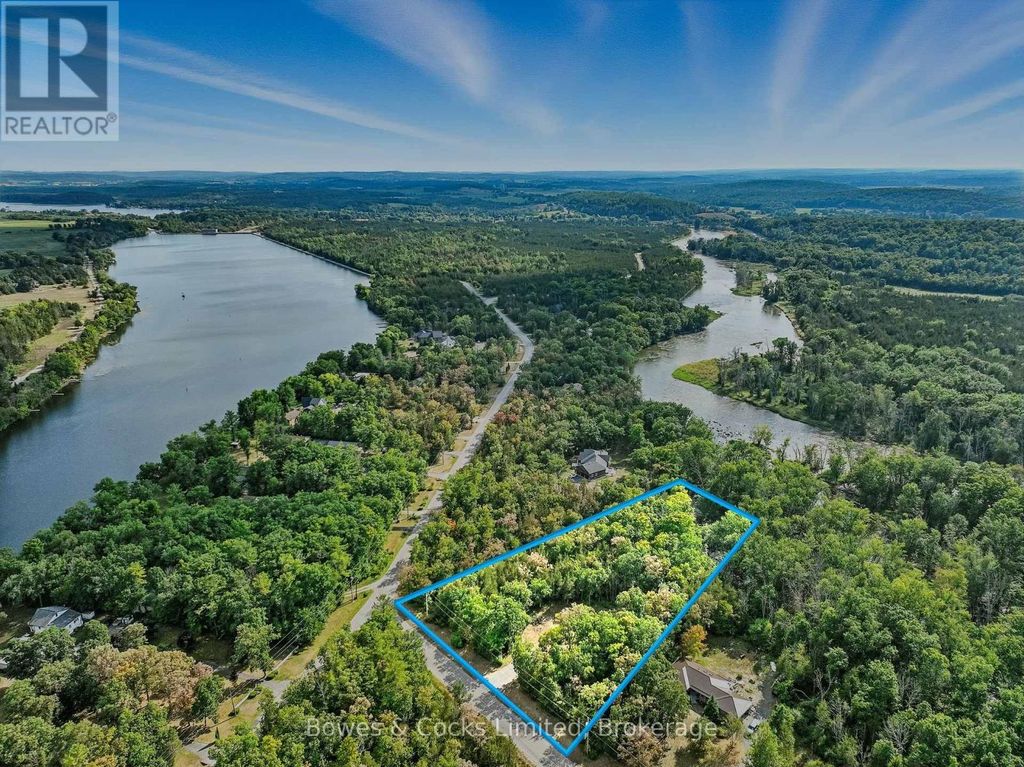 180 Riverside Drive, Trent Hills