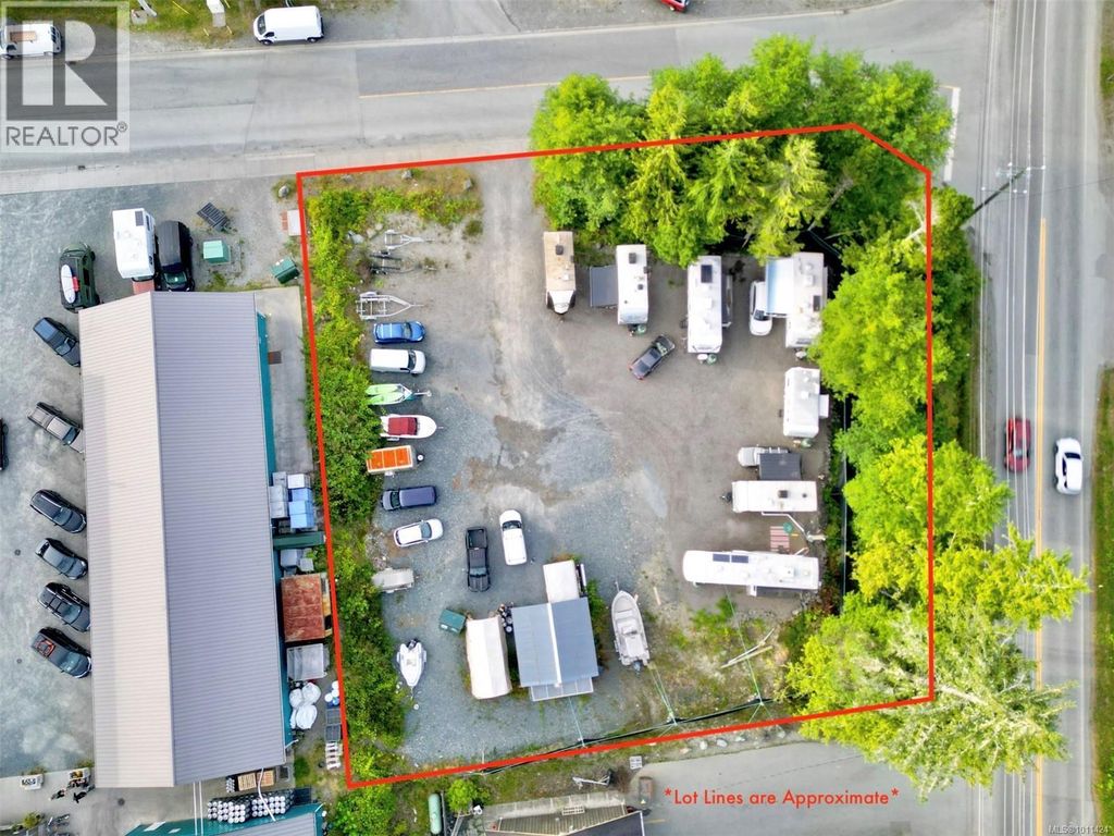 699 Industrial Way, Tofino