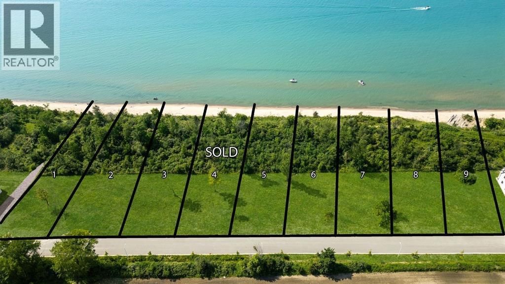7077 Blue Coast Heights, Plympton-Wyoming