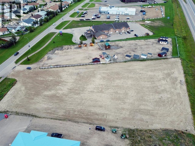 4504 42 Avenue, Innisfail