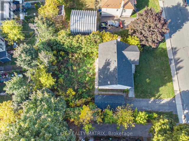 436 Blake Boulevard, Ottawa