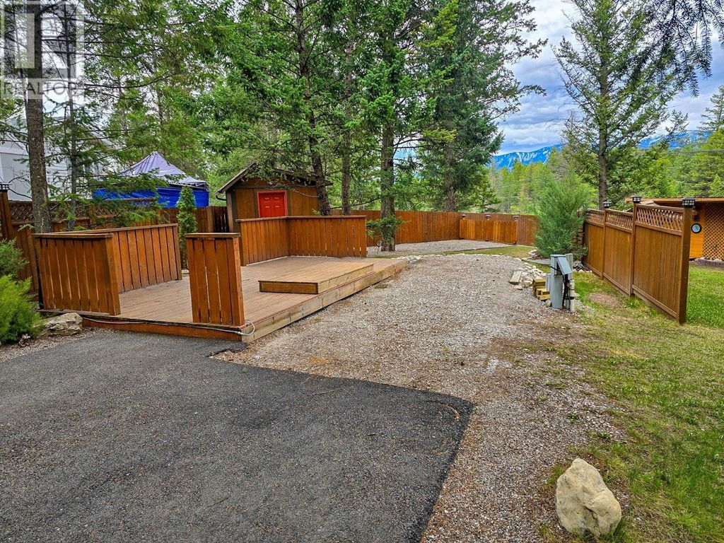 8523 Eacrett Road Lot# 9, Radium Hot Springs