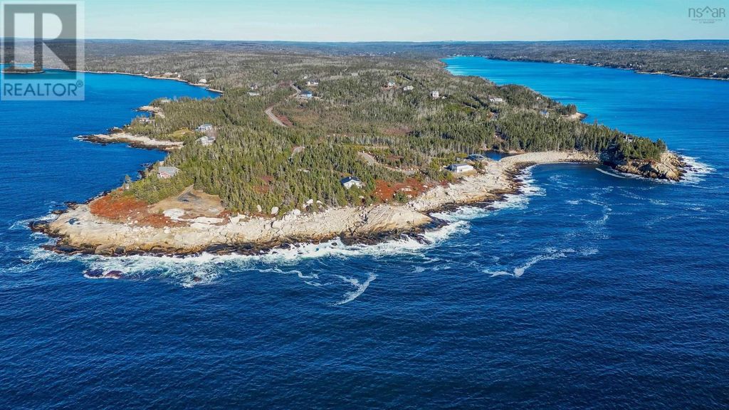 255 Shad Point Parkway, Blind Bay