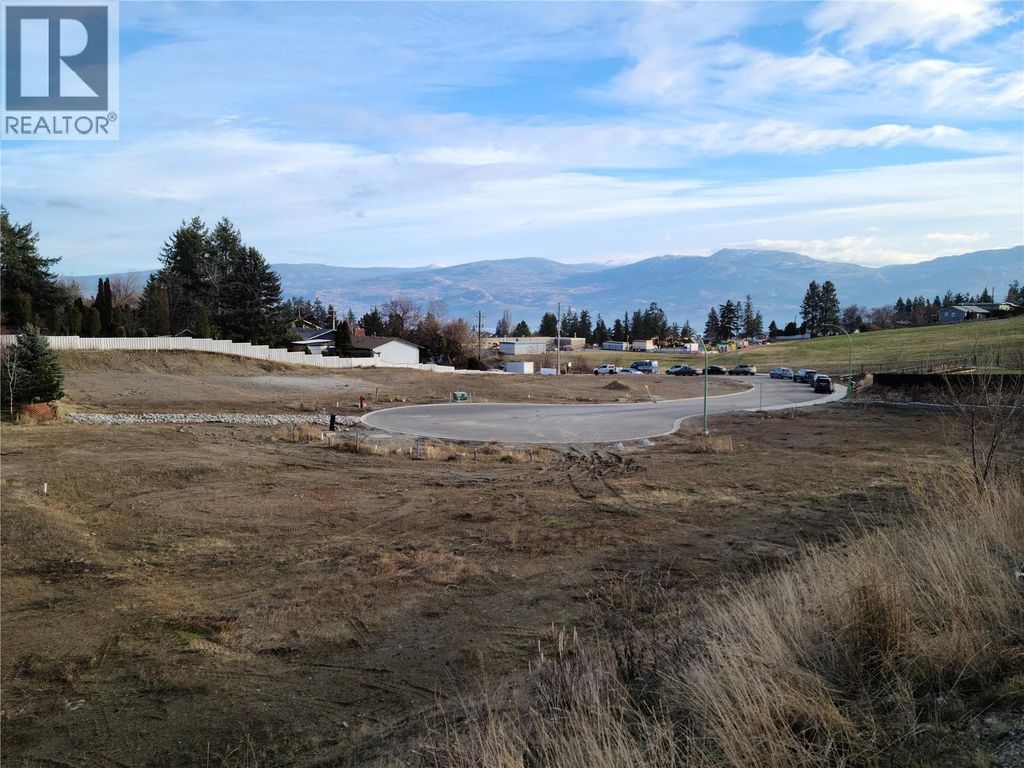 2926 Inverness Road, West Kelowna