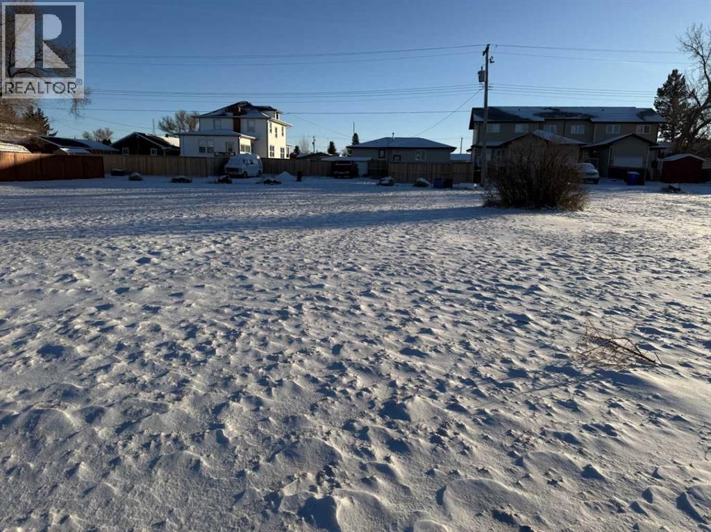 113 7 Avenue E, Bow Island