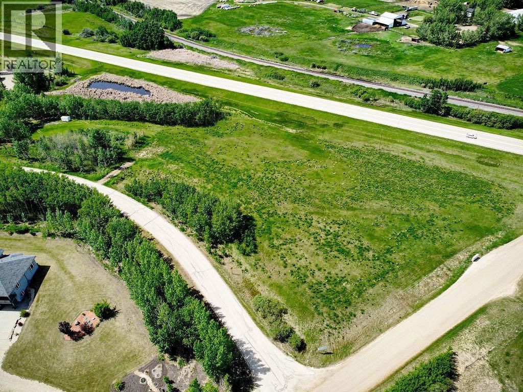 102, 46520 Range Road 213, Rural Camrose County