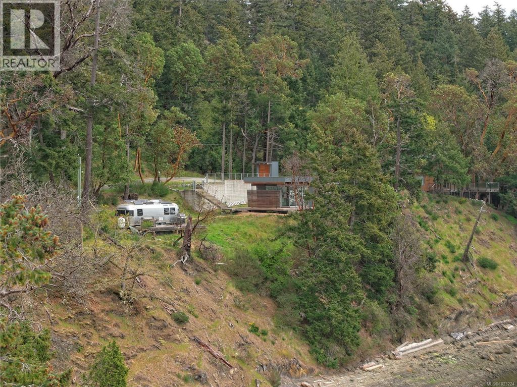 240 Old Scott Rd, Salt Spring