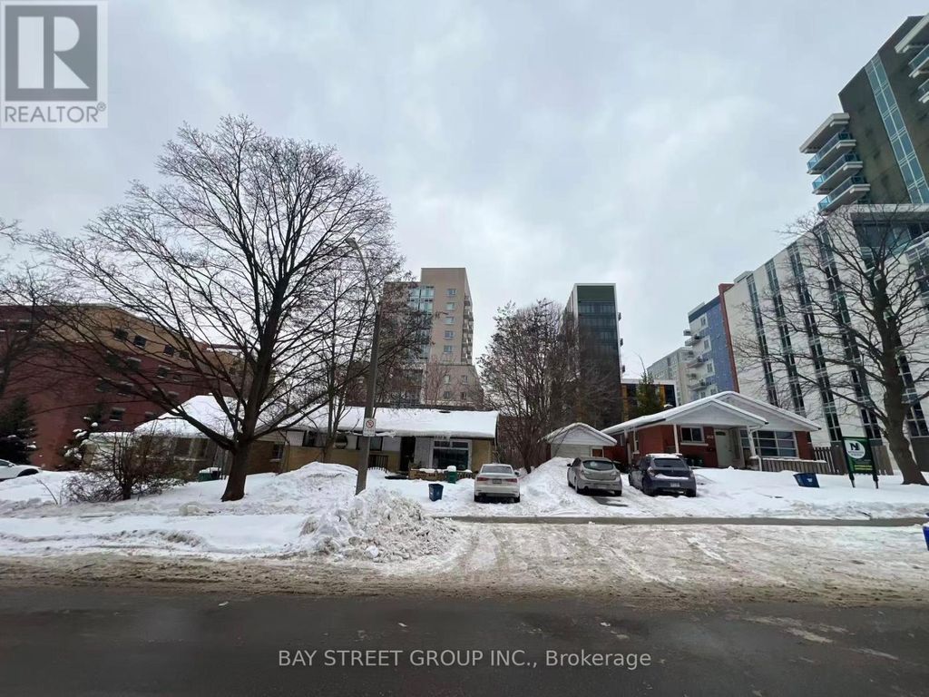 249 Sunview Street, Waterloo