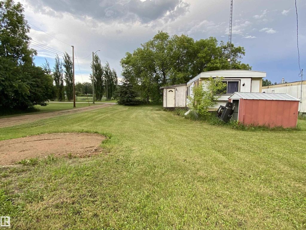 4914 50st, Colinton